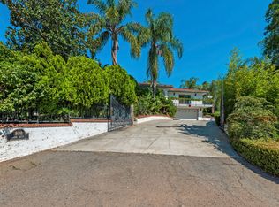 808 Park Dr, Escondido, CA 92029