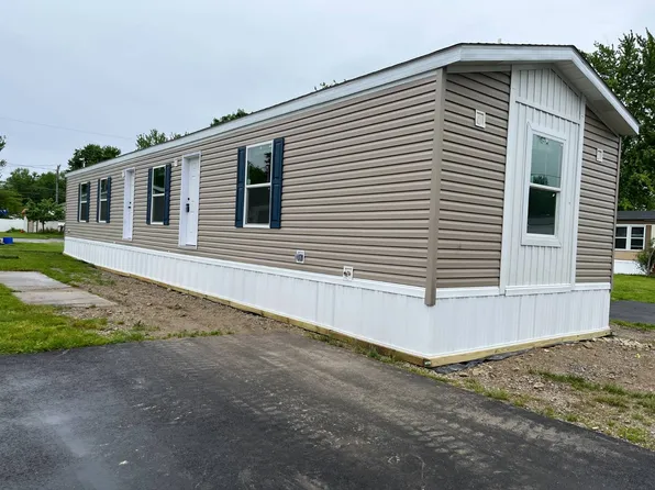 99 Martha Dr, Madison, OH 44057