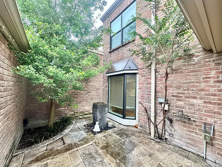 2323 Bering Dr #2 — Photo 44