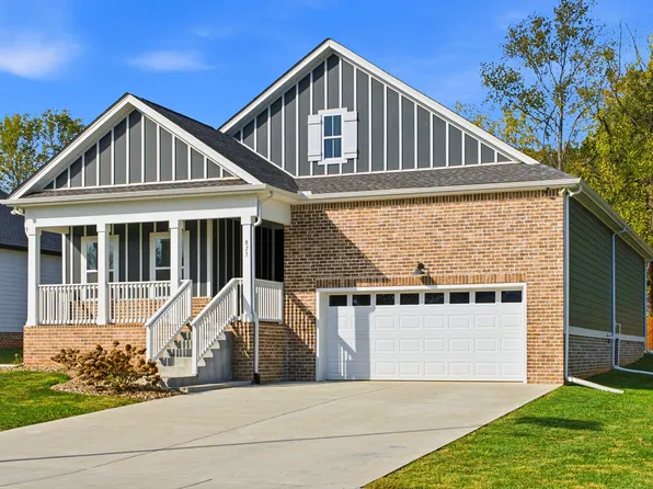 825 Parkside Blvd, Portland, TN 37148