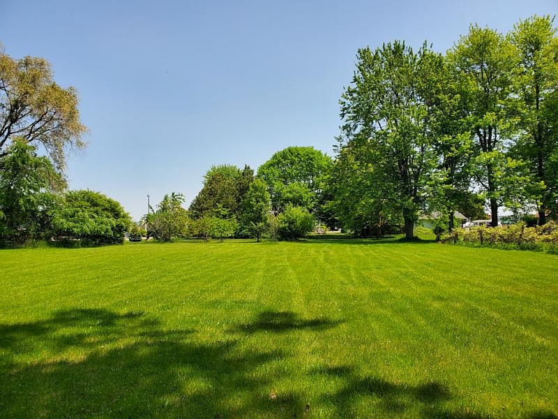 2nd image of 8857 Unionville Rd