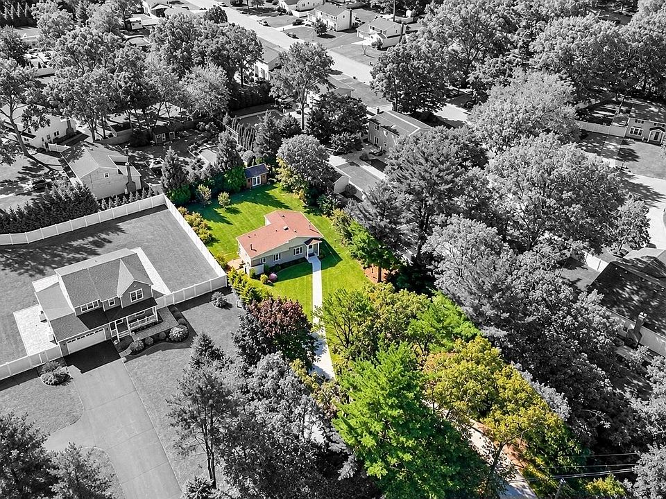 1st image of 590 Canal Road
