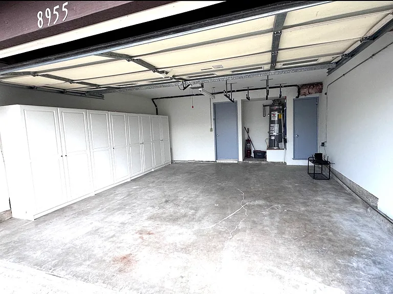 8955 Taurus Pl — Photo 36