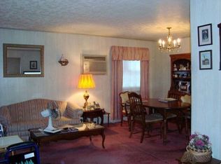 311A Prairie Dr, North Babylon, NY 11703