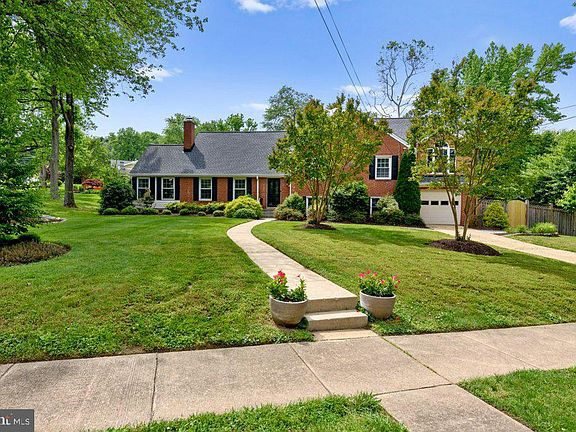 2nd image of 6904 Clemson Dr