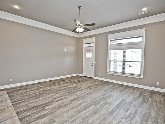 4th image of 4605 SW Plumley Ave