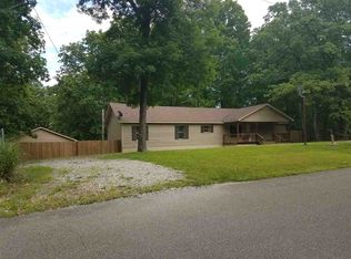 651 Ridgeway Dr, Sugar Tree, TN 38380
