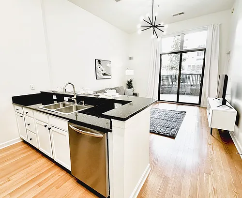718 Trade St #104 Photo 1