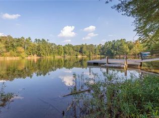 4722 Crystal Falls Ave, Hickory, NC 28601