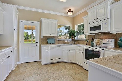 2nd image of 7492 Woodland Trace Ct