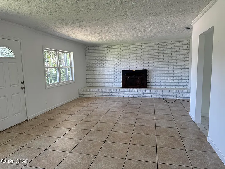 1603 Calhoun Ave — Photo 2