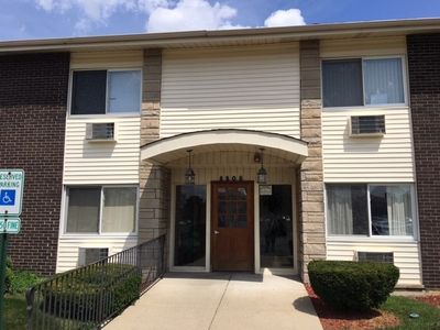 8808 N Leslie Ln APT 2C, Des Plaines, IL, 60016