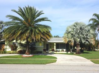 600 Eastwind Dr, North Palm Beach, FL 33408