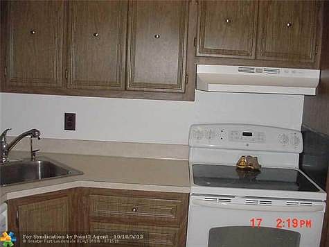 4th image of 8380 Lagos De Campo Blvd APT 201