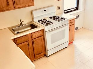 21432 43rd Ave APT 210, Bayside, NY 11361