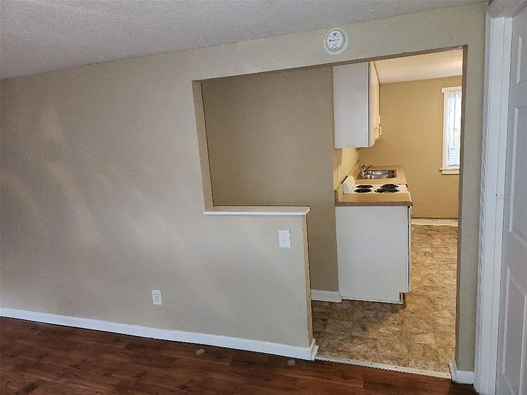 2135 8th Ave N #2 — Photo 5