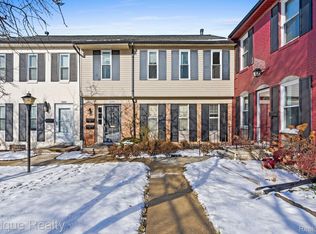3222 Bolgos Cir, Ann Arbor, MI 48105