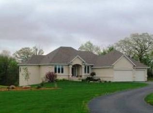 24351 Rice Lake Dr, Lakeville, MN 55044