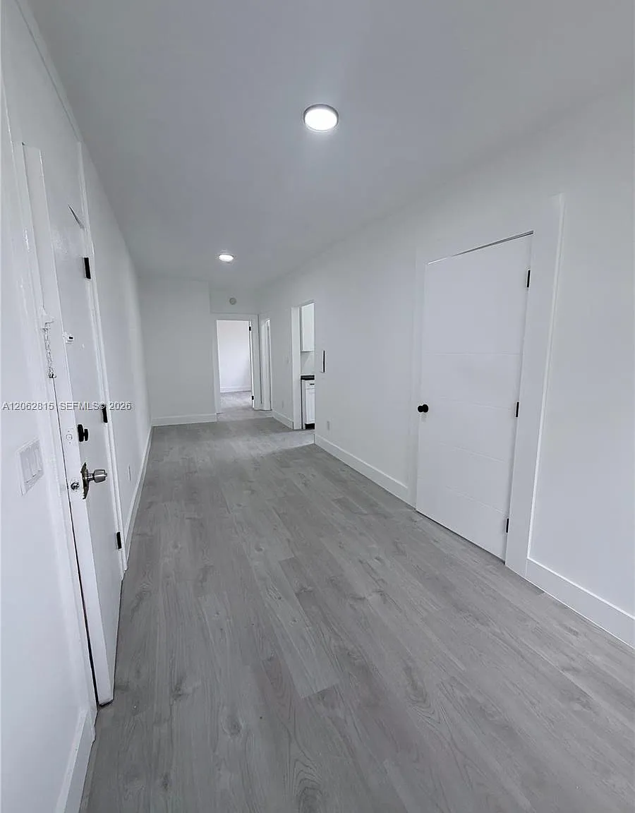 2 bed, 1.0 bath, $1,699 — Photo 4