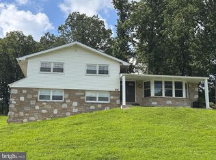 536 Cardinal Dr, Dresher, PA 19025