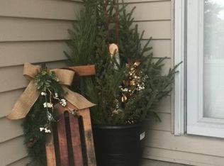 7675 Nicholas Way, Chanhassen, MN 55317