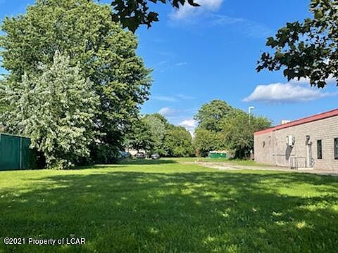 3rd image of 31 Academy St