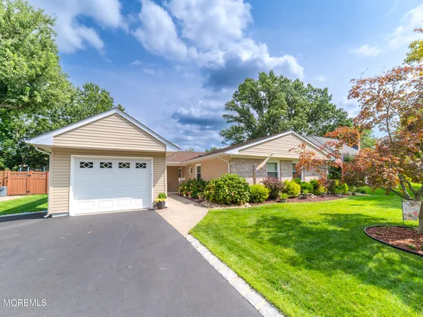 46 Deborah Lane, Aberdeen, NJ 07747