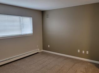 908 20th Avenue Pl #7, Coralville, IA 52241