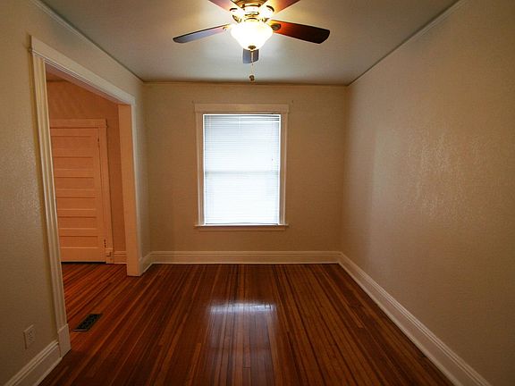 3rd image of 861 N Lafayette St APT 2