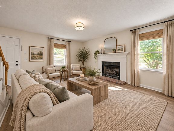 4th image of 205 Timberlake Dr