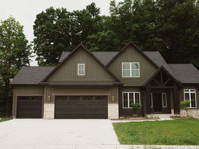 1942 Creekside Dr SW, Byron Center, MI, 49315