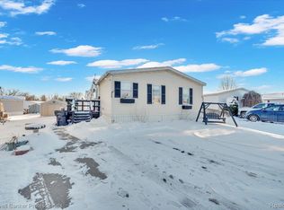 339 Decoy Ln, Lapeer, MI 48446