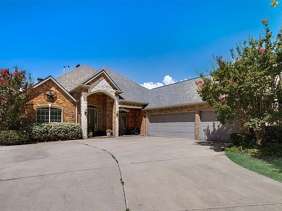 2nd image of 10017 Huffines Dr