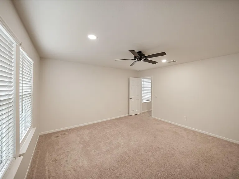 14551 Maple Field Dr — Photo 11