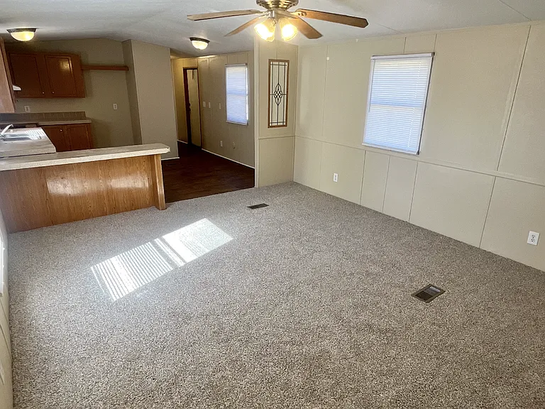 131 Annie Mae Dr — Photo 1