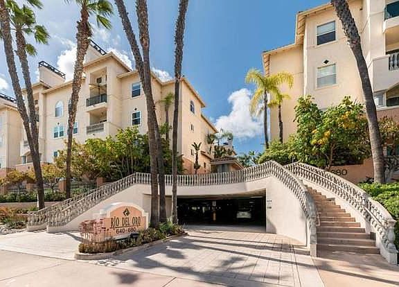 3rd image of 640 Camino De La Reina APT 1405