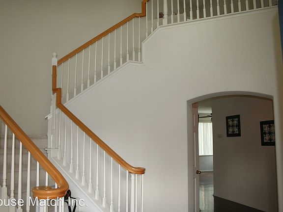 3rd image of 27626 Forest Ct