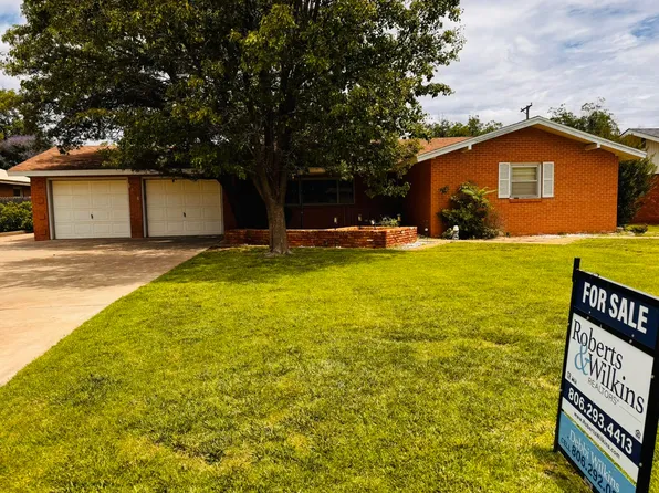 1304 Floydada St, Plainview, TX 79072