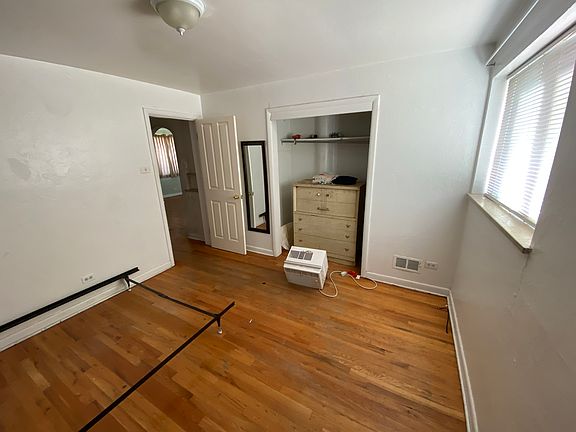 4th image of 2081 S Lincoln St