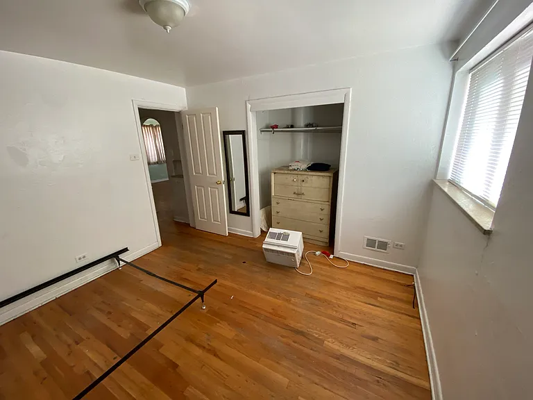 2081 S Lincoln St — Photo 4