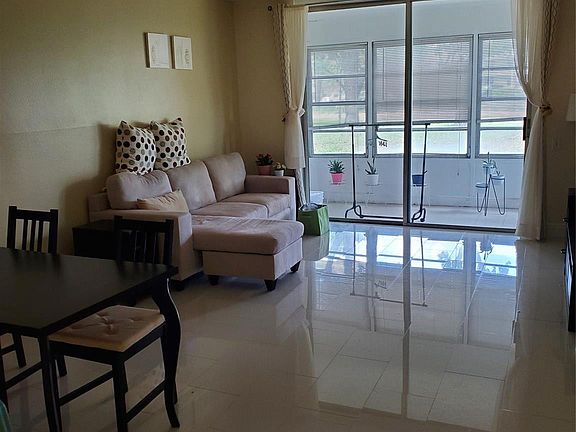 5th image of 9151 Lime Bay Boulevard #106