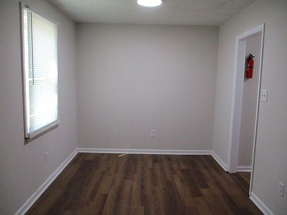 5th image of 2440 Winston Way