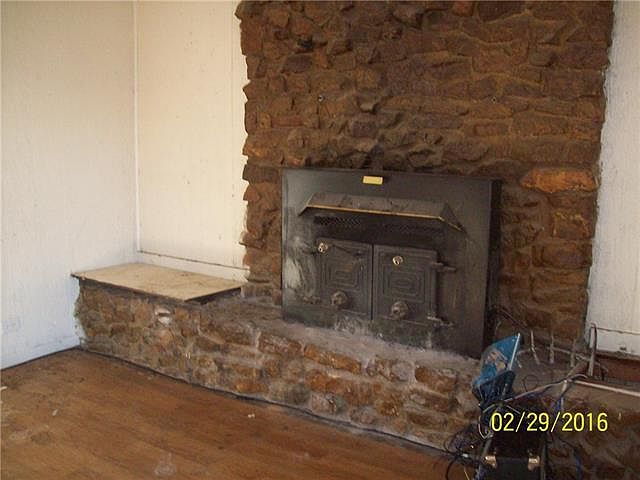 2nd image of 822 Yucca