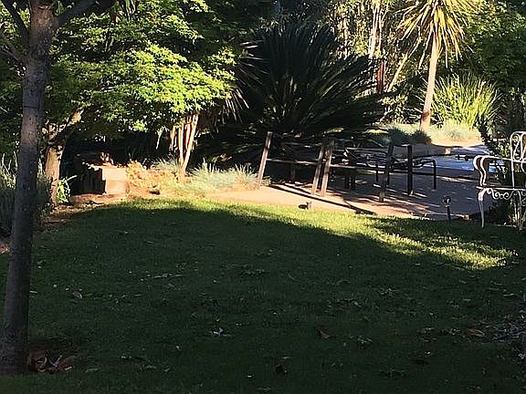 2nd image of 3966 Heathrow Ln