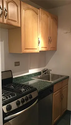 Rented by R New York | media 11