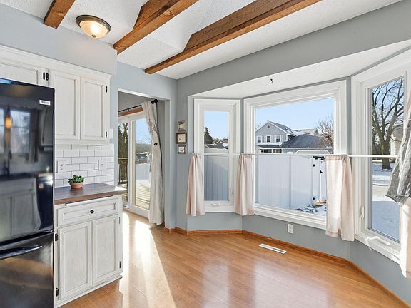 5th image of 2517 Crestmount Ln