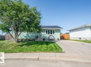 4512 49th St, Gibbons, AB T0A 1N0
