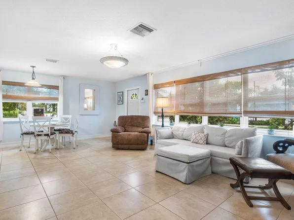 1401 N J Terrace, Lake Worth Beach, FL 33460