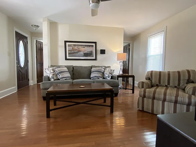 1145 Isabella Ct — Photo 6