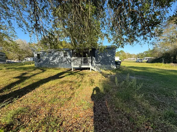 12622 E Alabama St, Elberta, AL 36530